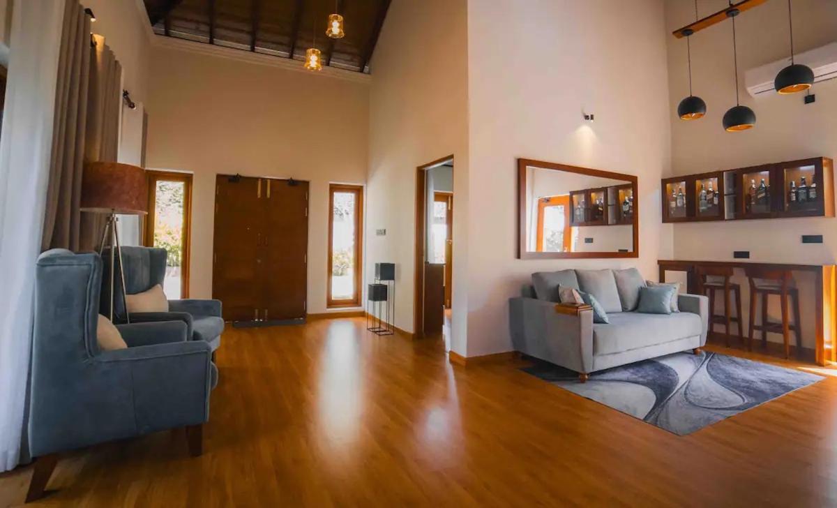Hotel Moana La Vie - Polhena à Matara Extérieur photo